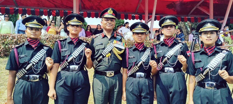 Women in Indian Regiment of Artillery: भारतीय सेना की आर्टिलरी रेजिमेंट में महिला अधिकारियों के पहले बैच को किया गया शामिल