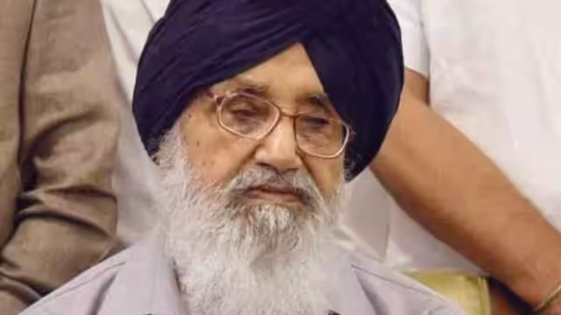 Prakash Singh Badal Died: प्रकाश सिंह के निधन पर सरकार ने दो दिन के राजकीय शोक की घोषणा की