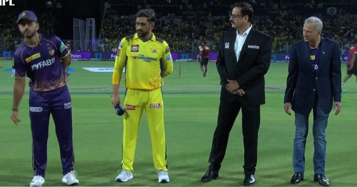 CSK vs KKR: कोलकाता ने टॉस जीत चेन्नई सुपर किंग्स के खिलाफ पहले  गेंदबाजी करने का किया फैसला, जानें प्लेइंग-11