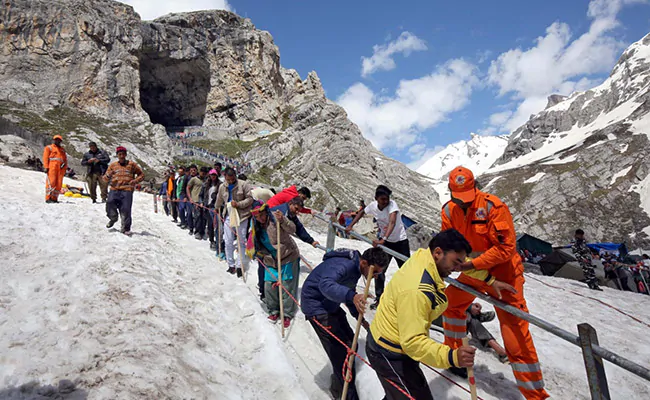 Amarnath Yatra Registration: आज से शुरु हो रहा अमरनाथ यात्रा का पंजीकरण, जानें पूरी प्रकिया