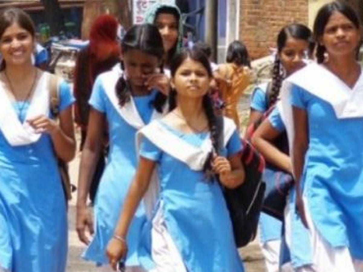 Now Free Sanitary Pads available in all School: अब पीरियड की वजह से नहीं छोड़नी होगी पढ़ाई, सुप्रीम कोर्ट ने दिया आदेश, 'फ्री' मिलेगा सैनेटरी पैड