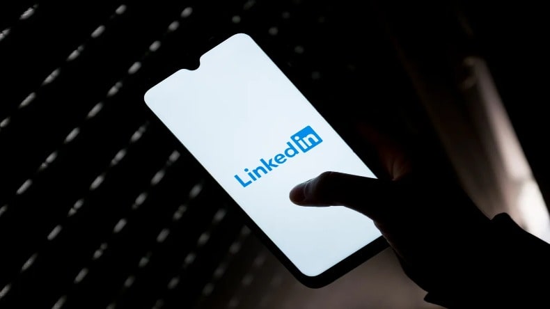 LinkedIn: अब लिंक्डइन पर एआई से लिखवा सकेंगे पोस्ट, कंपनी कर रही है नए फीचर की टेस्टिंग