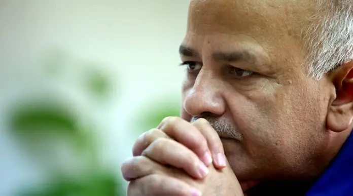 बीमार पत्नी से नहीं मिल पाए Manish Sisodia, पहुंचने से पहले ही पत्नी….