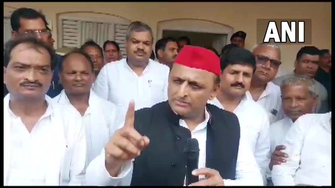 NDA थक गया है.. NDA की हवा निकल गई है..  जो मिल रहा है उसे NDA में शामिल कर रहे हैं:Akhilesh Yadav