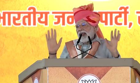 PM Modi in Rajasthan: पीएम मोदी का गहलोत सरकार पर निशाना, कहा- लाल डायरी कांगेस को बर्बाद कर देगा, यह लूट की दुकान का नतीजा