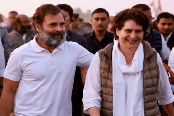 Rahul Gandhi Case: कोर्ट के फैसले के बाद प्रियंका गांधी ने भाई राहुल पर लिखी कविता, कहा- अहंकारी सत्ता चाहती है…