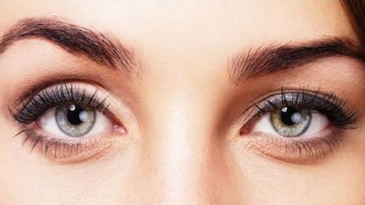 Eye Color: आंखों के रंग खोलते हैं अपकी पर्सनैलिटी के राज, जानें इसकी खास बातें