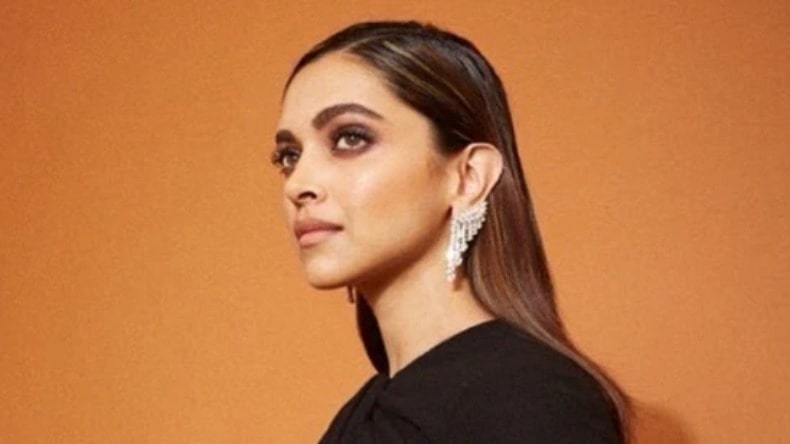 Deepika Padukone: दीपिका का एयरपोर्ट लुक देख हो जाएंगे हैरान, देखे वीडियो