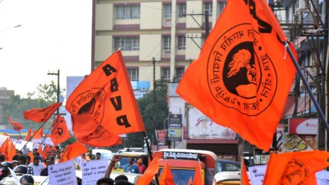 Shimla News : चायल कोटि महाविद्यालय में ABVP की कार्यकारिणी गठित, लोकेश शर्मा बने कोटि इकाई अध्यक्ष , ध्रुव ठाकुर इकाई सचिव