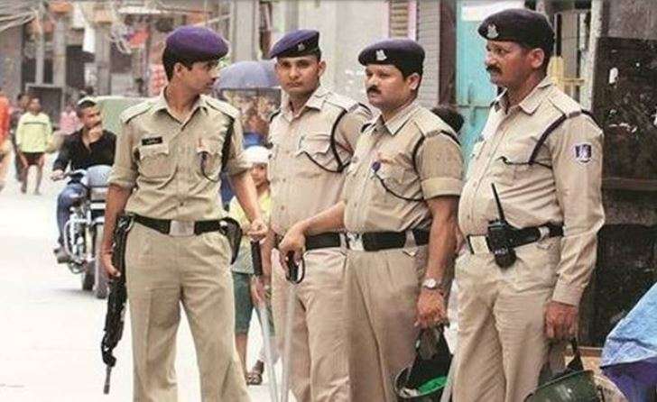 Haryana: पानीपत शहर में 7 से 8 युवकों ने किया उपद्रव, बाइक और कार से किया के तोड़फोड़