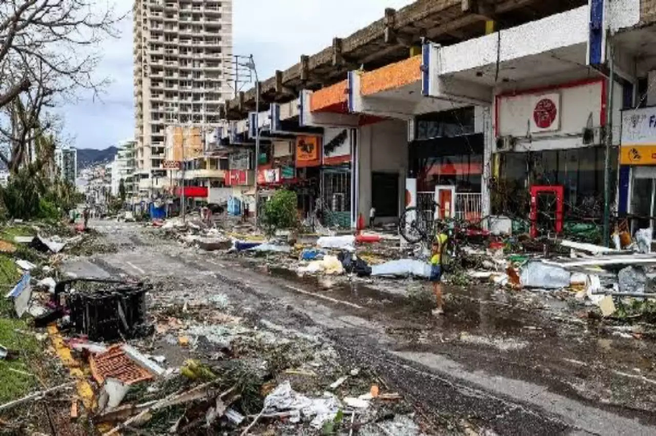 Hurricane Otis in Mexico : मैक्सिको में तूफान ने मचाई तबाही, अब तक इतने लोगों की गई जान