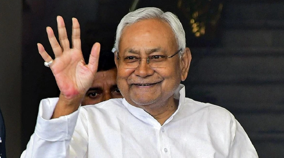 Nitish Kumar Viral Statement: प्रजनन दर पर सीएम नीतीश कुमार का अनोखा बयान आया सामने, देखें वीडियो