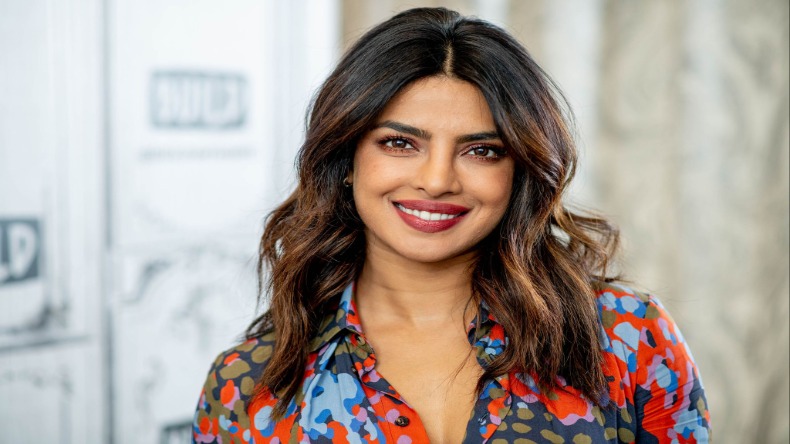 F1 ग्रैंड प्रिक्स में Orlando Bloom के साथ पोज देती दिखी Priyanka Chopra, देखें तस्वीरें