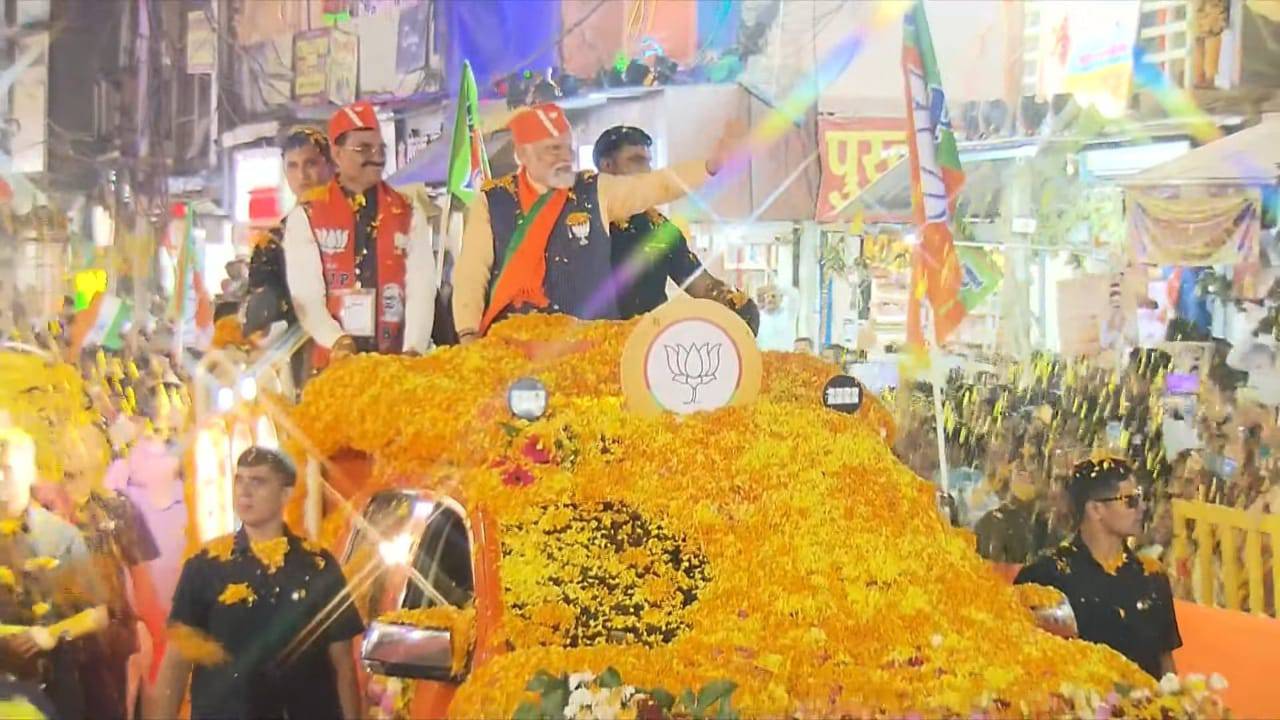 MP Election 2023: चुनाव प्रचार के आखिरी दिन पीएम मोदी की ताबड़तोड़ रैली, इंदौर में किया रोड शो