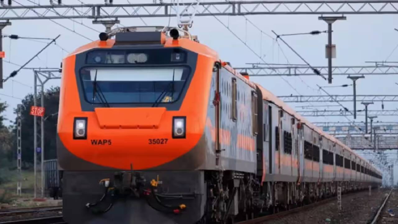 Amrit Bharat Express: अमृत भारत एक्सप्रेस चलने को तैयार, पीएम मोदी कल दिखाएंगे हरी झंडी, इन रुटों पर चलेगी पहली ट्रेन