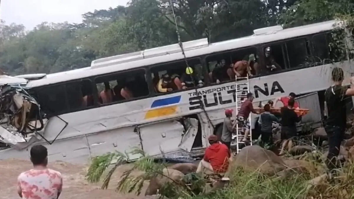 Honduras Bus Accident: होंडुरास बस हादसे में कम से कम 11 लोगों की मौत, 25 घायल