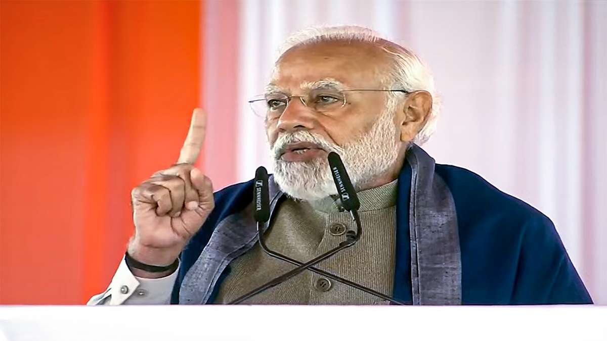 PM Modi: युवा पीढ़ी को पीएम मोदी ने बताया सबसे बड़ी ताकत, विवेकानन्द की जयंती पर दिया ये संदेश 