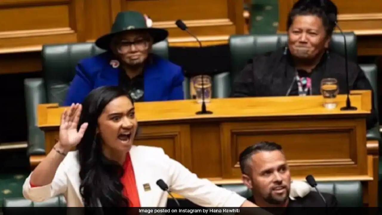 New Zealand politician: सोशल मीडिया पर न्यूजीलैंड संसद का वीडियो वायरल, जानें कौन है ये महिला