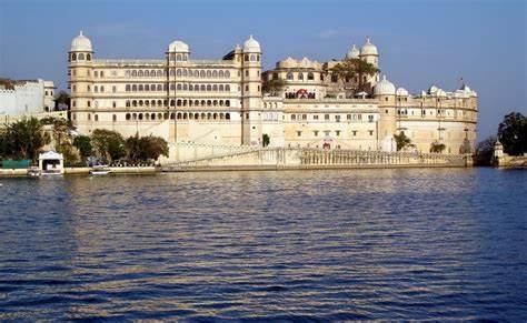 Forts in Udaipur: झीलों के शहर में फेमस हैं ये 3 किले, उदयपुर की इन बेहद खूबसूरत जगहों का जरूर करें दीदार