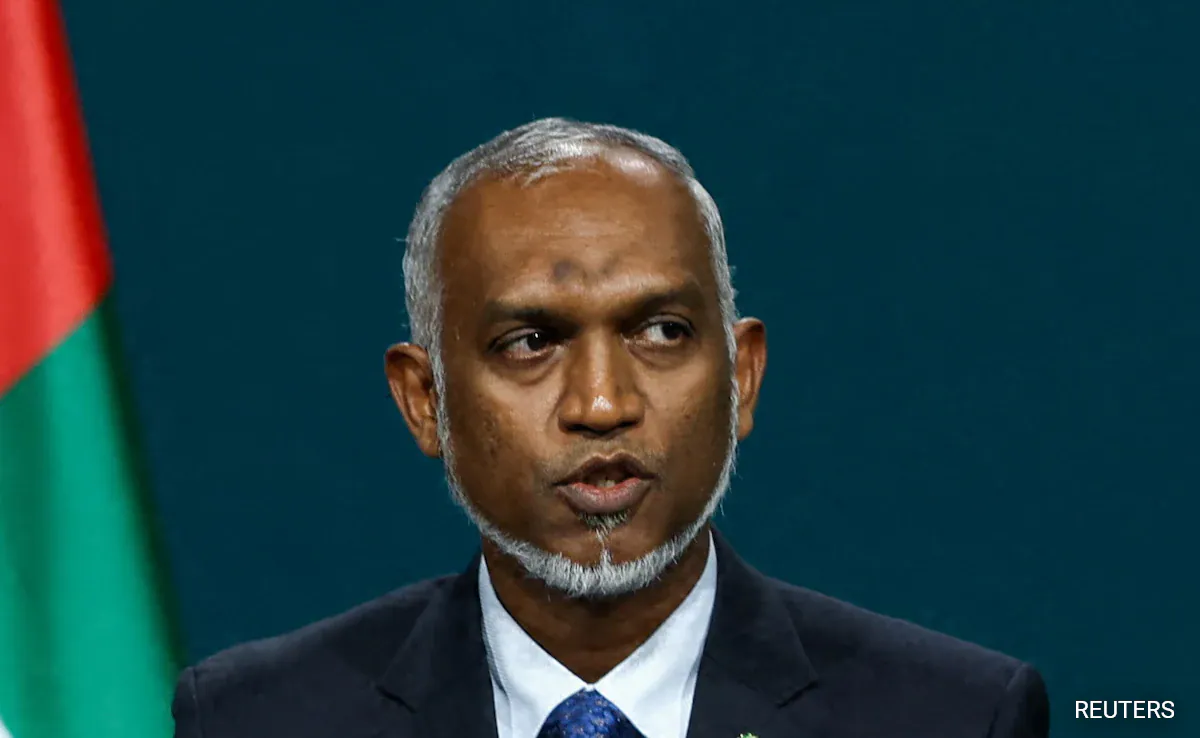 India Maldives Row: MNDF अधिकारी का बड़ा दावा, अब मालदीव सेना के पास होगा भारत के हेलीकॉप्टरों और क्रू मेंबर के संचालन का कंट्रोल