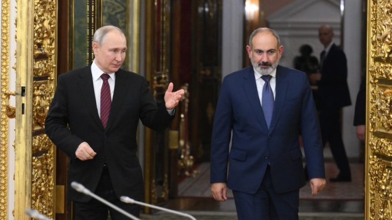 Armenia Russia Relations: पुतिन की बढ़ेगी टेंशन, यूक्रेन की राह पर एक और देश, भारत का है करीबी दोस्त