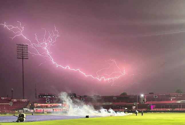 IPL 2024: RR vs RCB के मुकाबले में क्या बारिश बिगाड़ेगी खेल? यहां देखें Weather Report