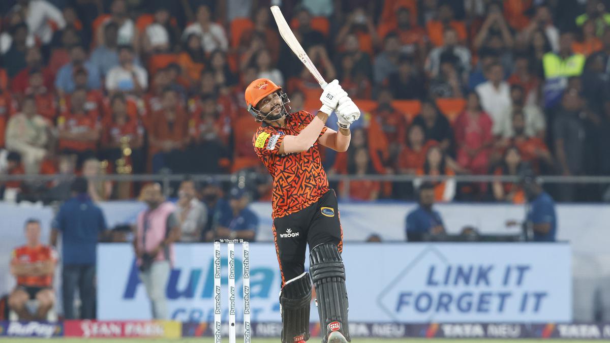 SRH VS PBKS:अपने घरेलू मैदान पर पंजाब किंग्स को हराना चाहेगी हैदराबाद, जानें किसका पलड़ा भारी-Indianews