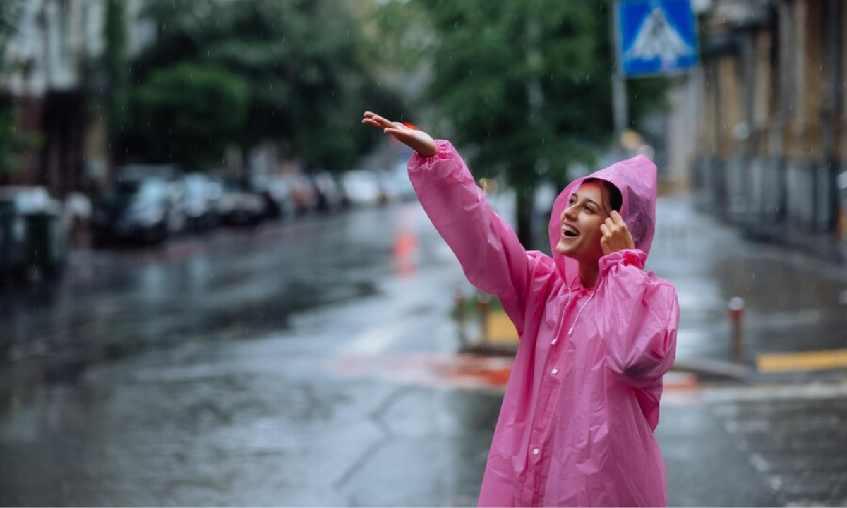 Weather Report: असम, मेघालय सहित इन राज्यों में भारी बारिश की चेतावनी, आने वाले 5 दिन झकझोरेगी तेज हवाएं- indianews