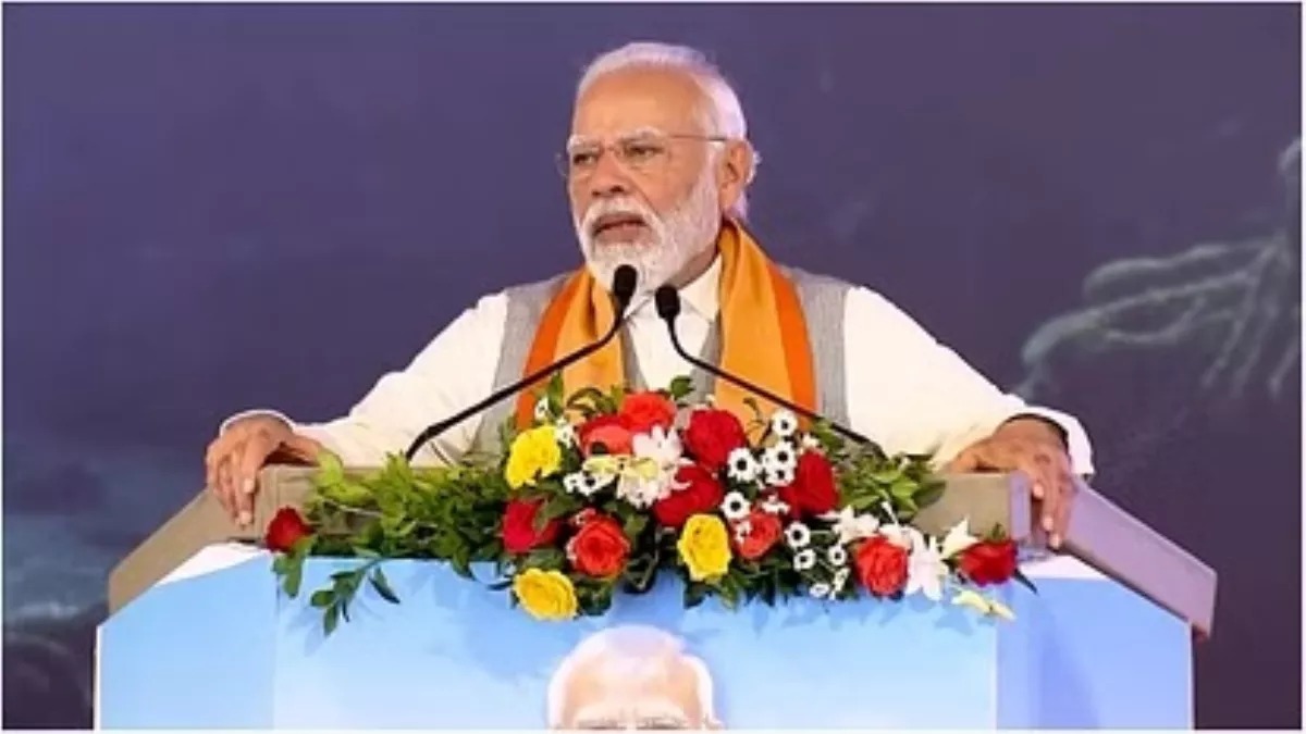 PM MODI: छत्तीसगढ़ से पीएम मोदी ने साधा विपक्ष पर निशाना, कहा-INDI गठबंधन राम मंदिर के निर्माण से हैं नाराज