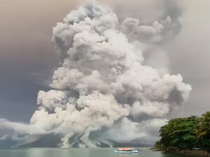 Thousands evacuated as Indonesia volcano erupts,