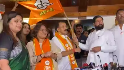 Sanjay Nirupam: पूर्व कांग्रेस नेता संजय निरुपम अपनी पत्नी और बेटी के साथ एकनाथ शिंदे की पार्टी शिवसेना में हुए शामिल-Indianews