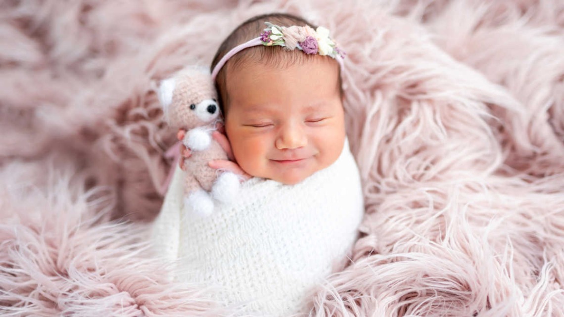 Baby Girl Names: ध अक्षर से शुरू होने वाले लड़कियों के ये नाम हैं सबसे यूनिक, देखे लिस्ट-Indianews