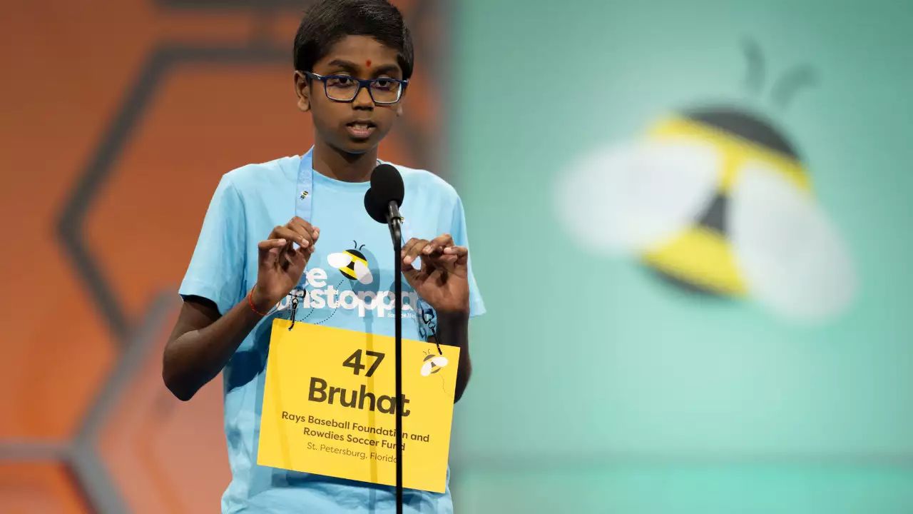 Spelling Bee Winner:'अविश्वसनीय स्मरण शक्ति…', 12 वर्षीय भारतीय-अमेरिकी ने अमेरिकी राष्ट्रीय स्पेलिंग प्रतियोगिता जीती- Indianews