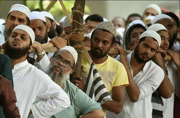 Muslim Population: इन देशों में तेजी से बढ़ रही है मुस्लिम आबादी, जानें भारत में क्या है स्थिति-Indianews