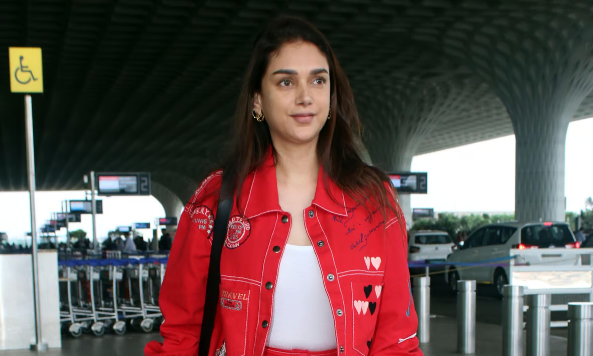 Heathrow Airport पर भड़की Aditi Rao Hydari, स्क्रीनशॉट शेयर कर एयरपोर्ट को लगाई लताड़ -IndiaNews