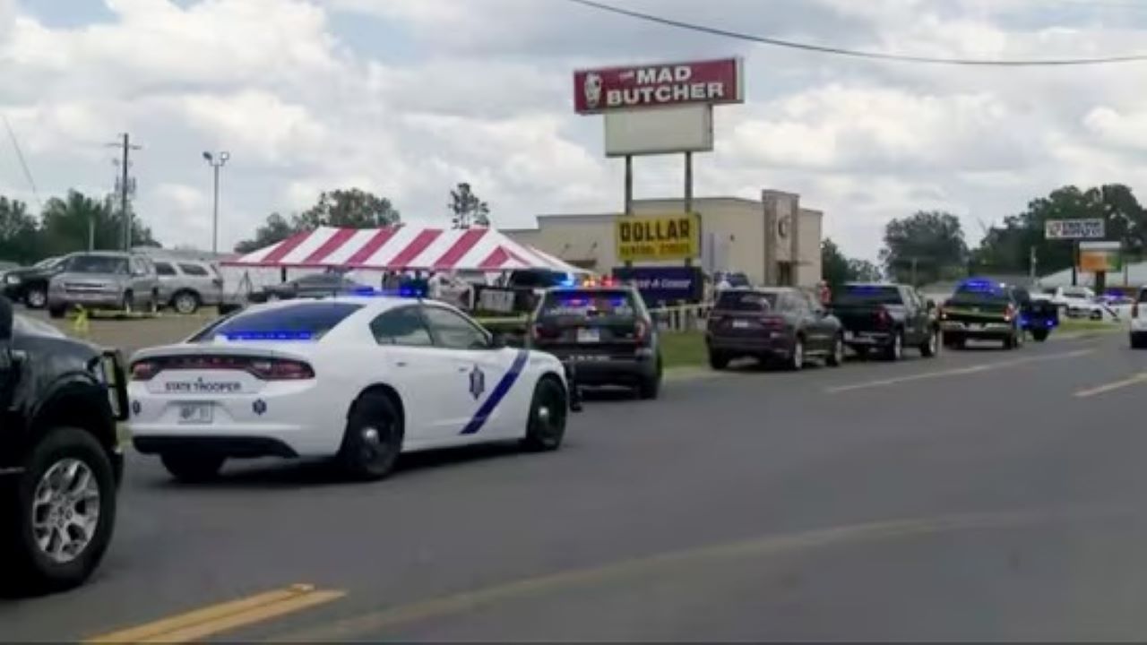 Arkansas Shooting: दक्षिण अर्कांसस में किराने की दुकान पर गोलीबारी, 3 की मौत, 10 अन्य घायल -IndiaNews