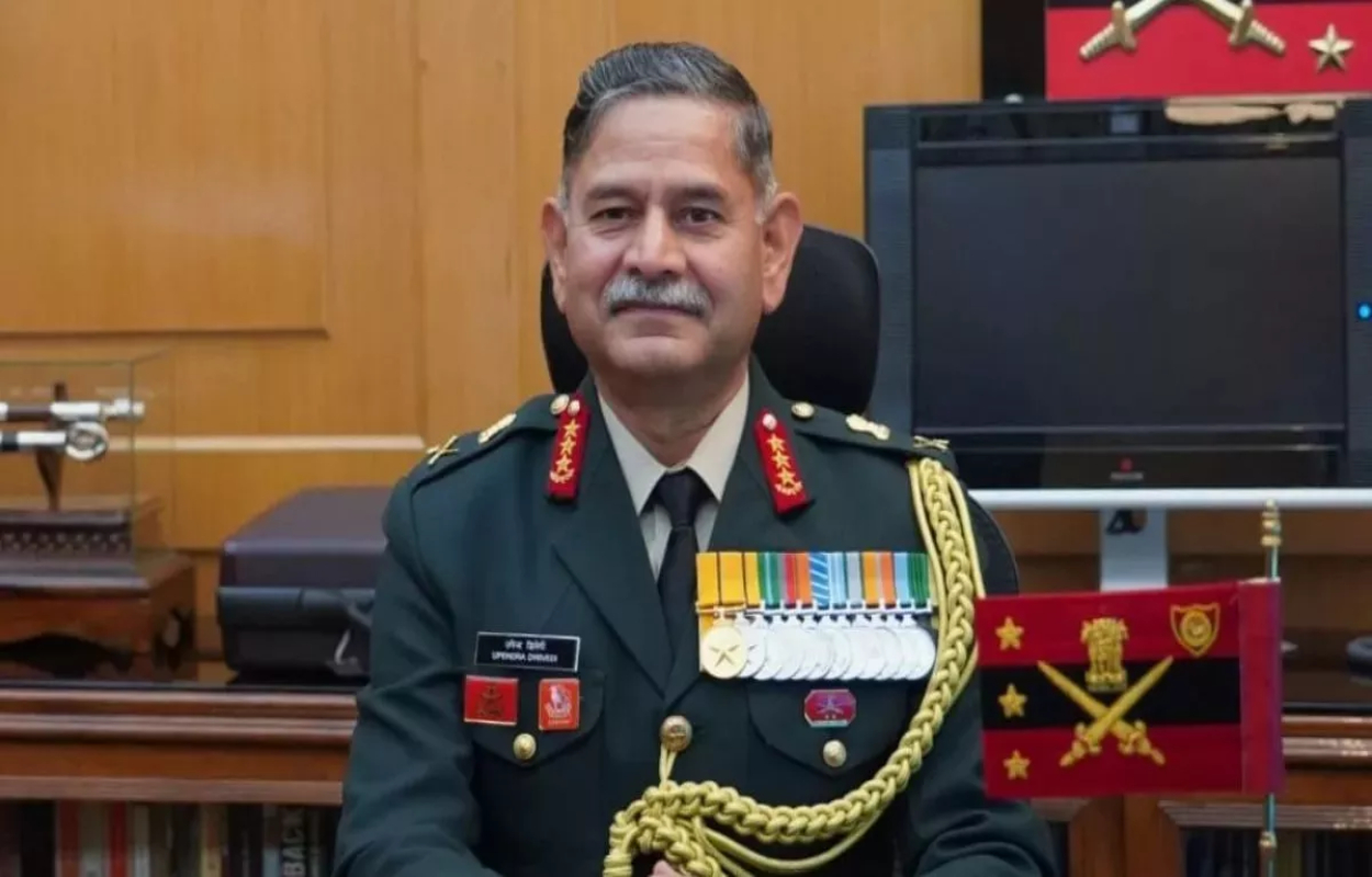 New Army Chief: भारत के नए सेना प्रमुख बने लेफ्टिनेंट जनरल उपेंद्र द्विवेदी, जानें उनके जीवन की कुछ बड़ी उपलब्धियां-Indianews