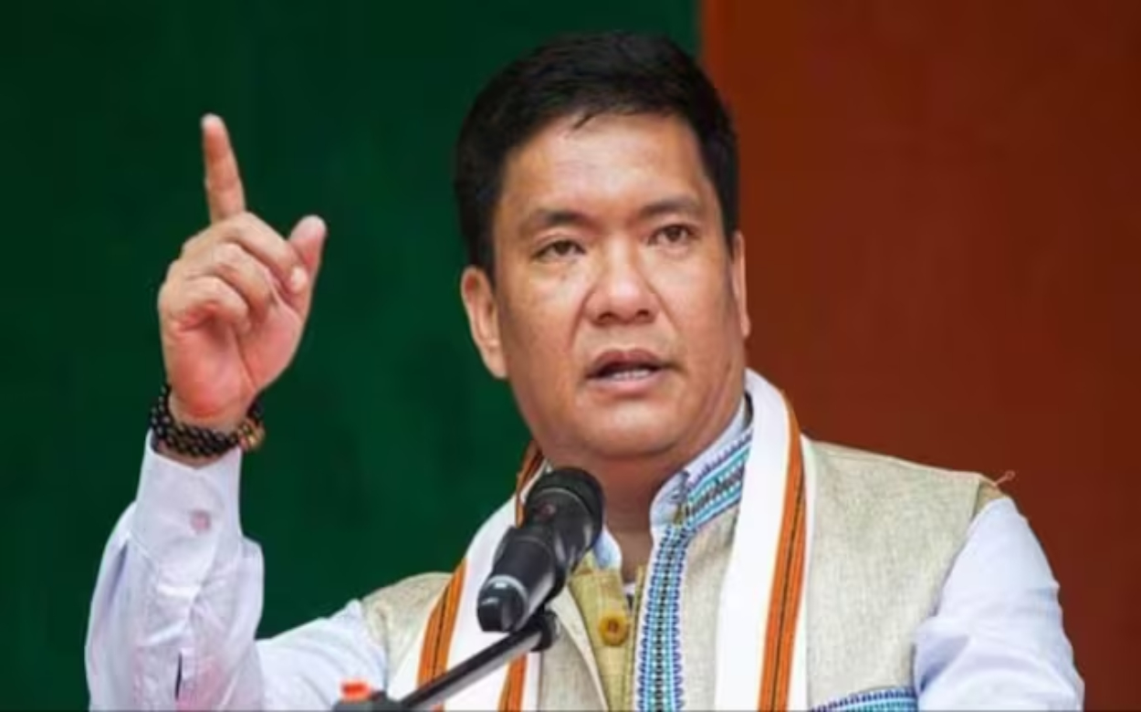 Pema Khandu Oath Taking: आज तीसरी बार अरुणाचल प्रदेश के सीएम के रूप में शपथ लेंगे पेमा खांडू, ये दिग्गज नेता रहेंगे मौजूद-Indianews