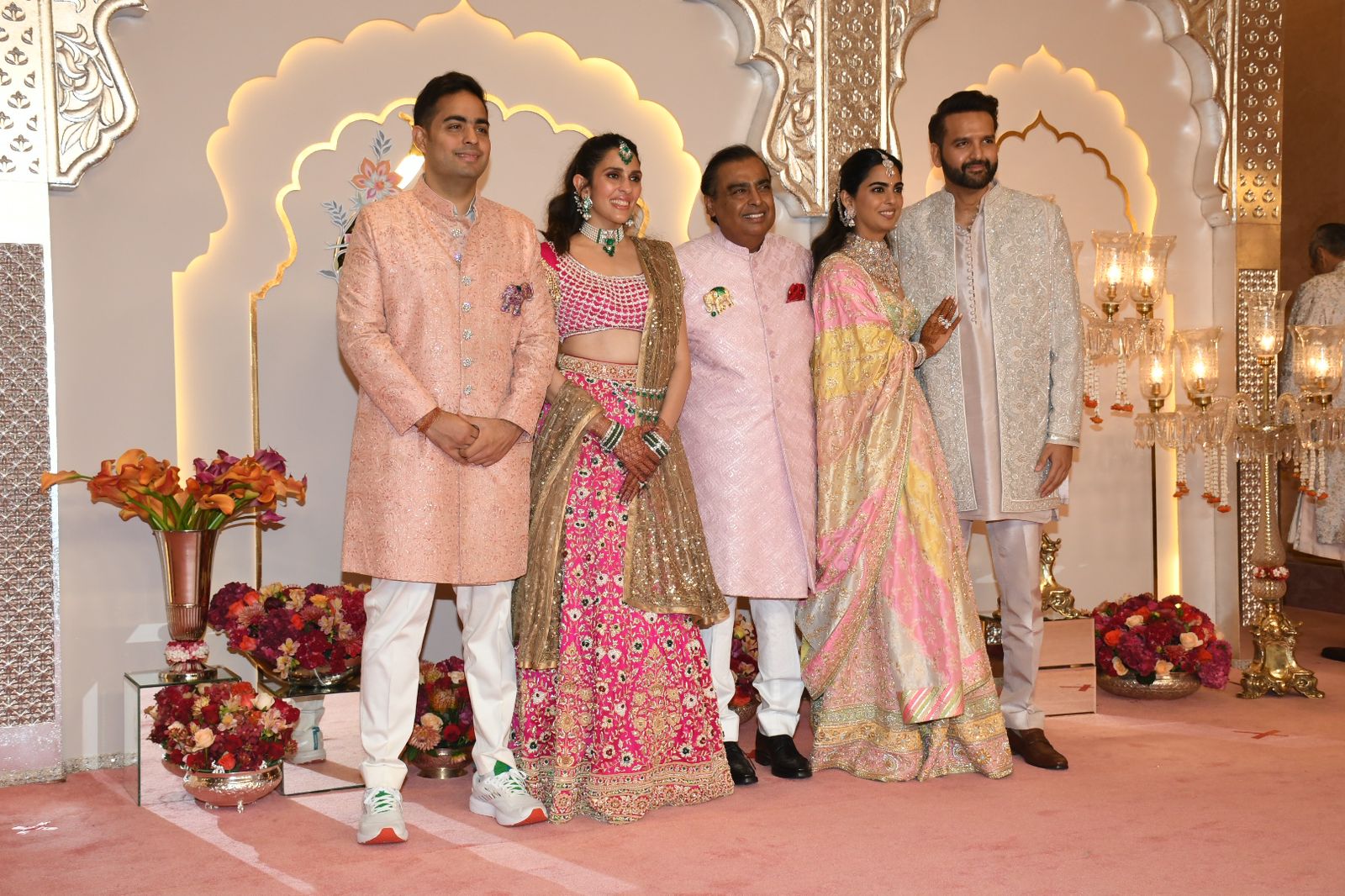 Anant Radhika Wedding: हार्दिक-किशन से लेकर धोनी तक, जानें कौन-कौन से क्रिकेटर हुए अनंत-राधिका की शादी में शामिल