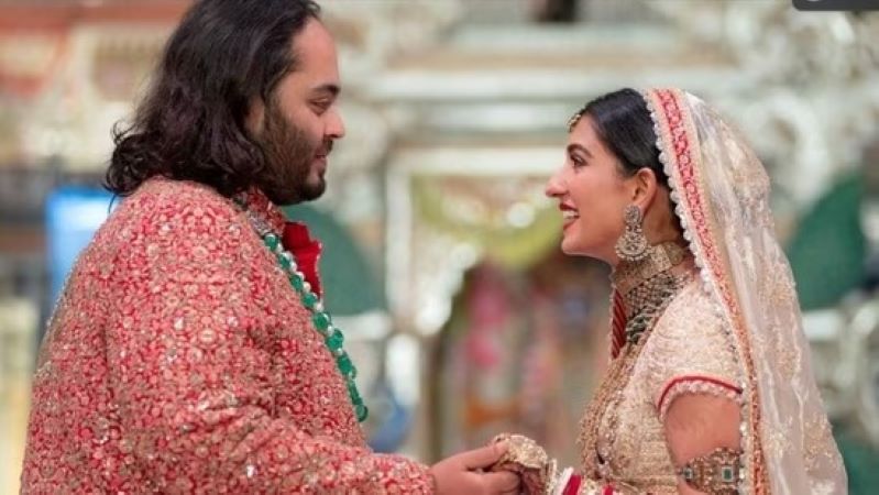 Anant Radhika Wedding: अनंत अंबानी और राधिका मर्चेंट अब शादीशुदा, वरमाला का वीडियो हुआ वायरल -IndiaNews