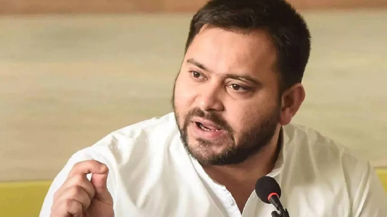 नीतीश राज में 50 घोटाले, वो चाहते तो बिहार को मिल जाता विशेष राज्य का दर्जा…,Tejashwi Yadav ने साधा सरकार पर निशाना