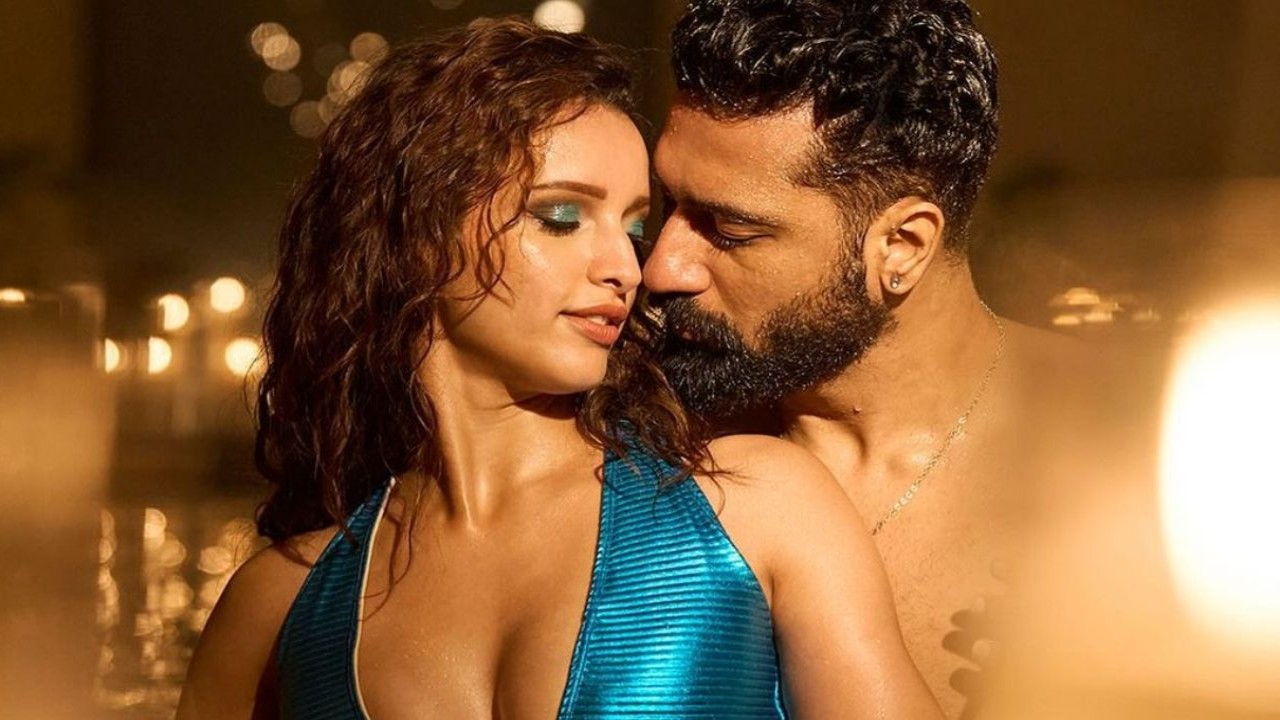 Bad Newz: Vicky Kaushal-Triptii Dimri के किसिंग सीन पर चली कैंची, CBFC ने बैड न्यूज को दिया U/A सर्टिफिकेट