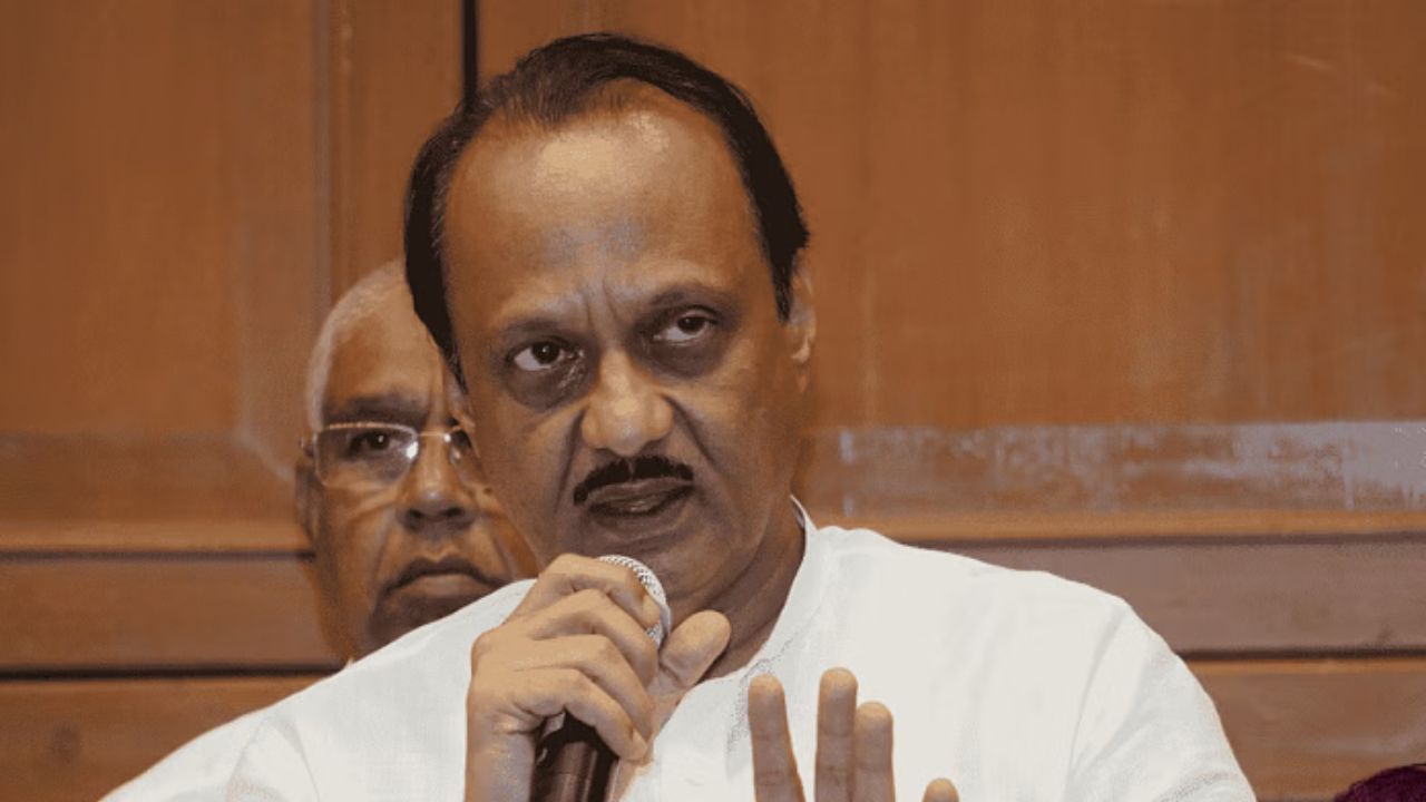 PM Modi के 'भटकती आत्मा' बयान पर बोले Ajit Pawar, कहा-मैंने…