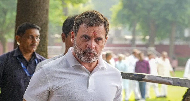 Rahul Gandhi: कांग्रेस नेता राहुल गांधी प्रयागराज दौरा आज,संविधान सम्मान सम्मेलन में लेंगे हिस्सा