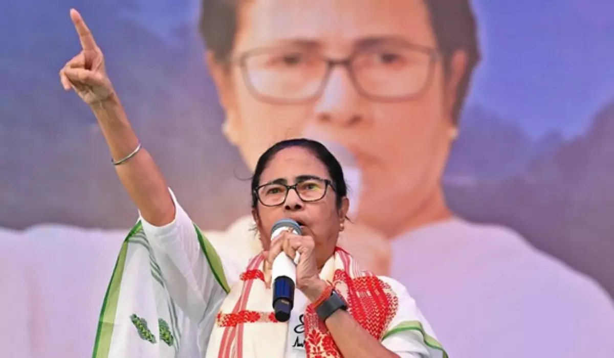 'हमारे भगवान को गाली मत दें'…Mamata Banerjee ने 'श्री राम' पर ऐसा क्या कहा जो हो गया हंगामा?