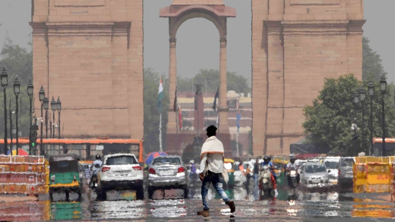 Delhi Monsoon Rain: दिल्ली में मॉनसून की विदाई, गर्मी और उमस से परेशान होंगे लोग