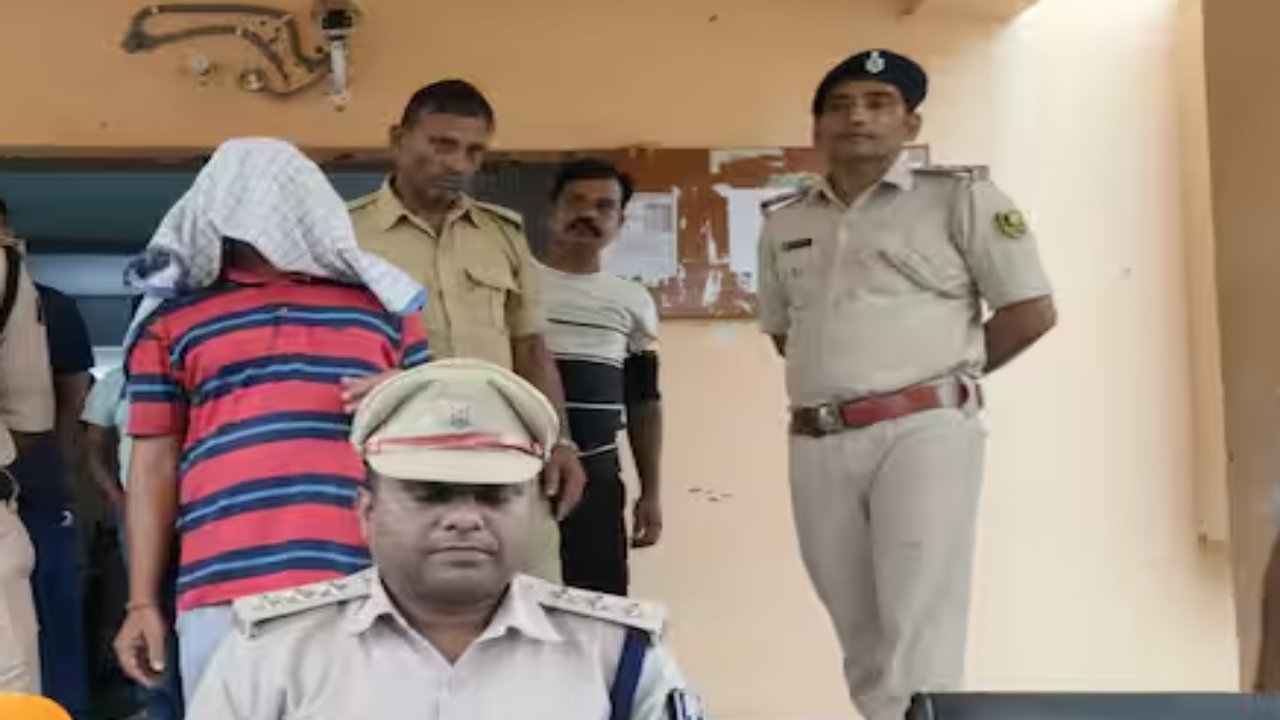 Bihar Fake Constable: फेक IPS के बाद अब सामने आया फेक सिपाही, हुआ गिरफ्तार