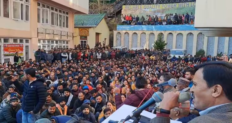 Himachal Electricity Board: हिमाचल प्रदेश में ब्लैक आउट की तैयारी, क्या हैं बिजली बोर्ड कर्मचारियों की मांगें ?