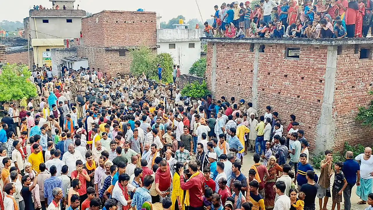 Bahraich Violence: अब तक 50 आरोपी गिरफ्तार, दो दिनों बाद शांति हुई बहाल, फिलहाल बंद रहेंगी ये सुविधाएं