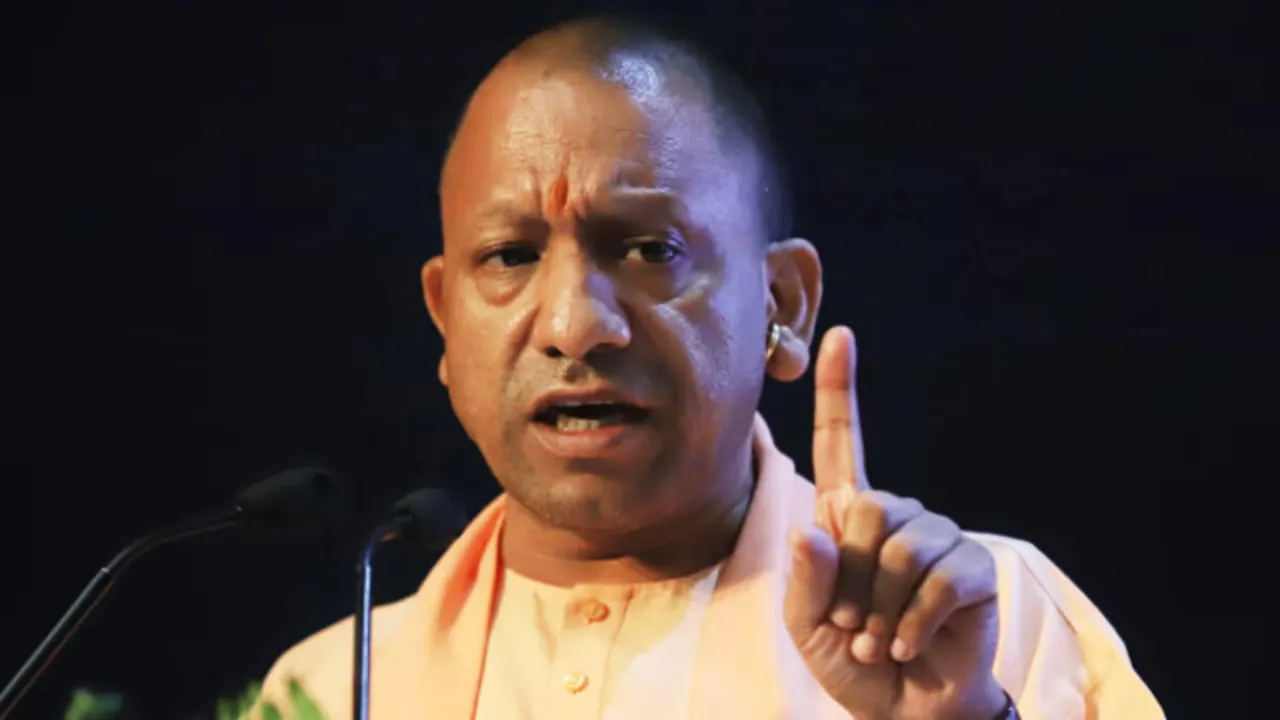 CM Yogi: कानून से खिलवाड़ करने वालों को CM योगी की चेतावनी, जानिए क्या कहा?